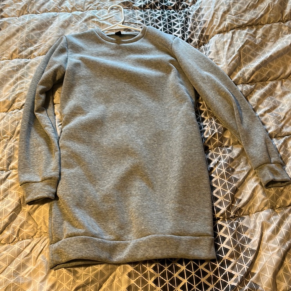 Sweatshirt dress